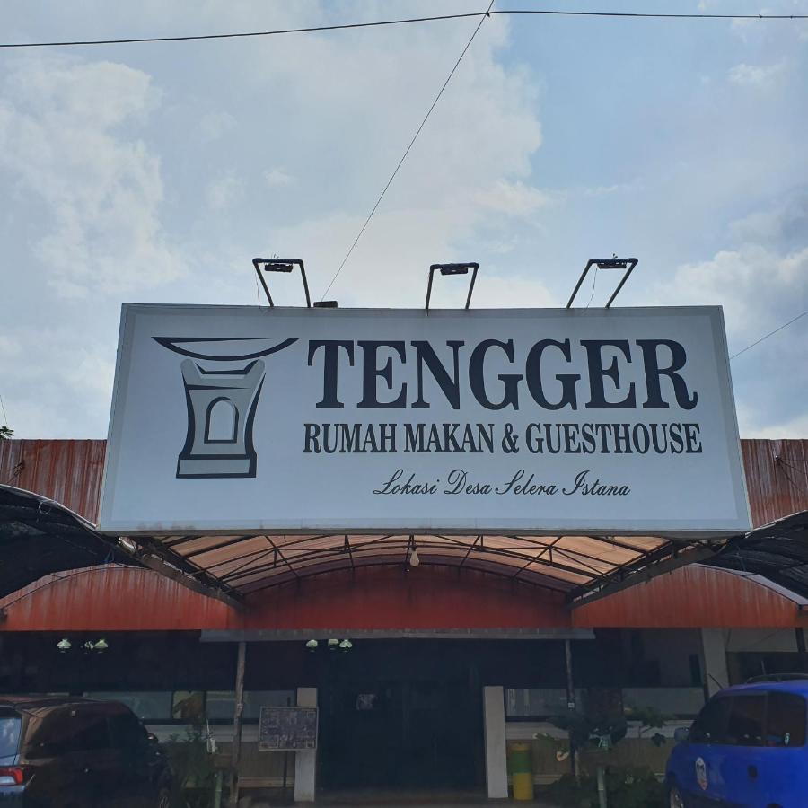 Tengger Guesthouse Pasuruan Exterior photo